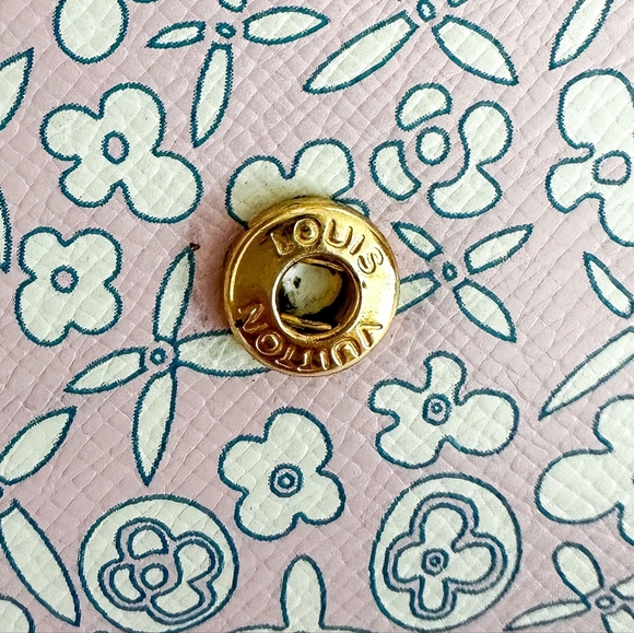 LOUIS VUITTON Monogram Fleuri Insolite PM Wallet Rose - Picture 7 of 12